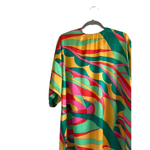 If She Loves Women's Small Multicolor Secret Garden Lightweight Kimono - Picture 9 of 15